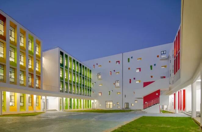 �Ϸ����������≦�����҃�(n��i)��(hu��)�������